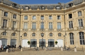 Facade Palais